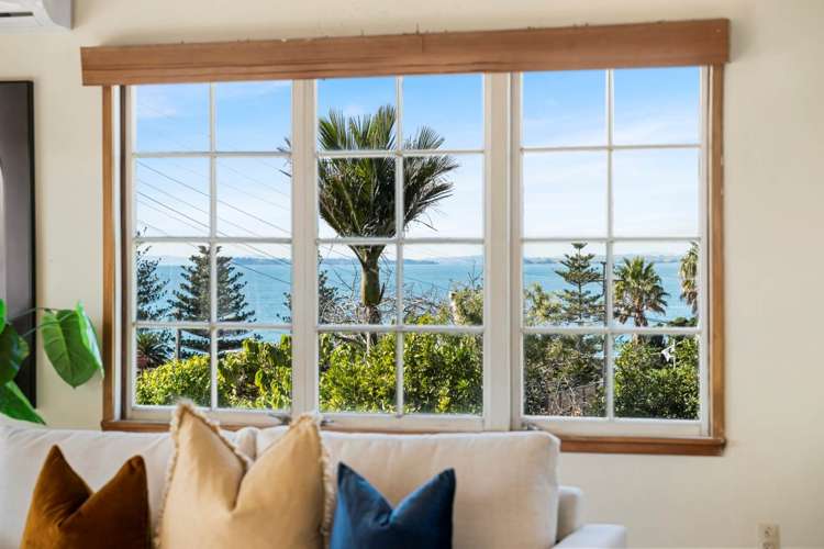 87 Deep Creek Road Waiake_24