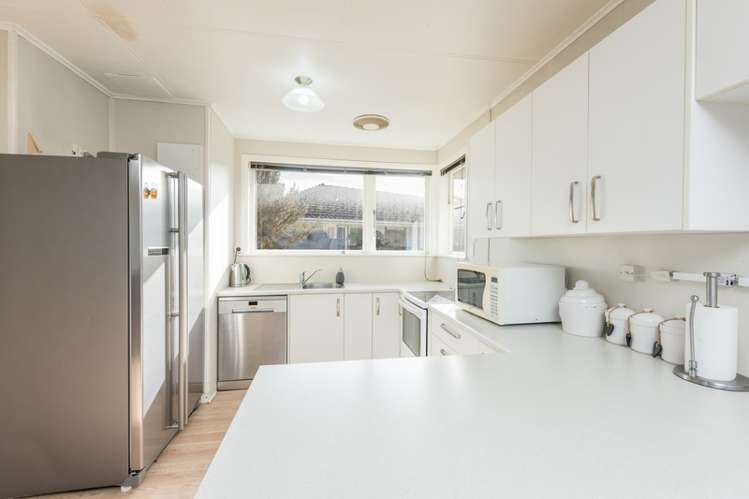 258 Seaview Road Stoke_3