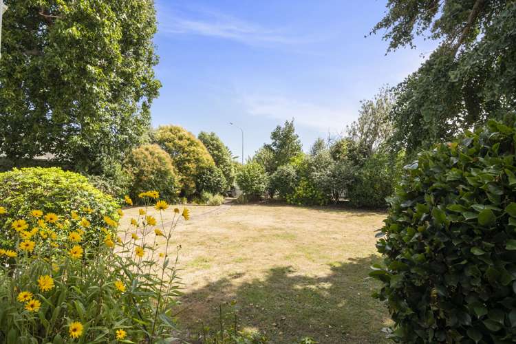 3 Holdaway Grove Richmond_23