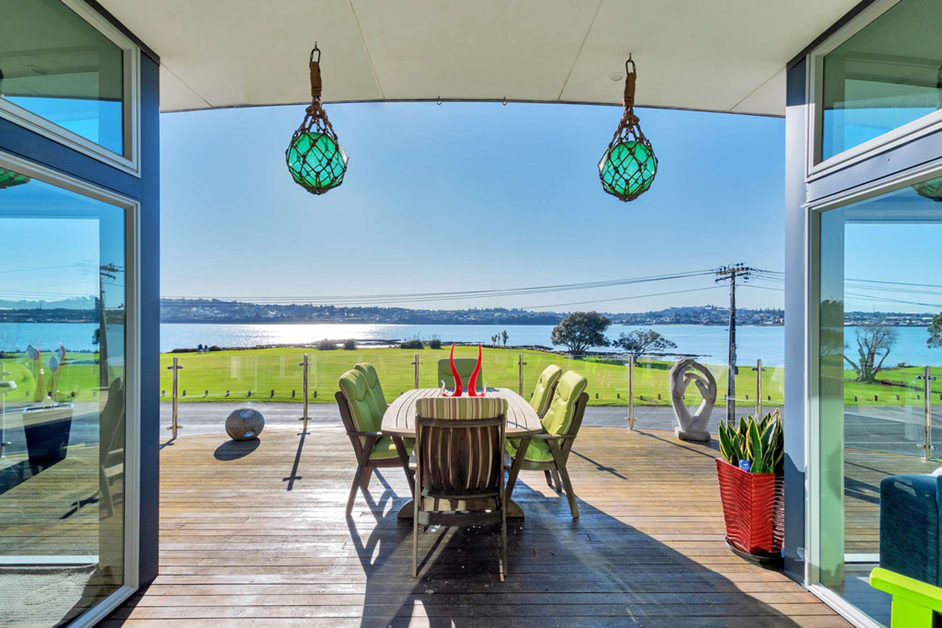 66 Kiwi Esplanade Mangere Bridge_0