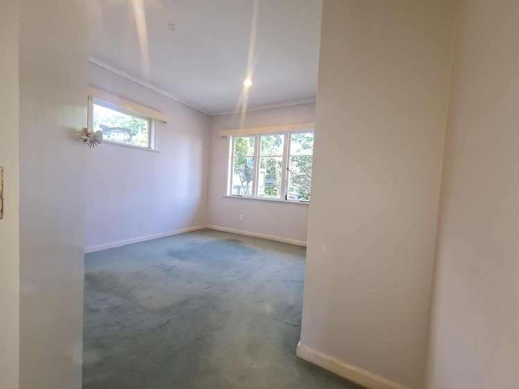 17 Olsen Avenue Hillsborough_4