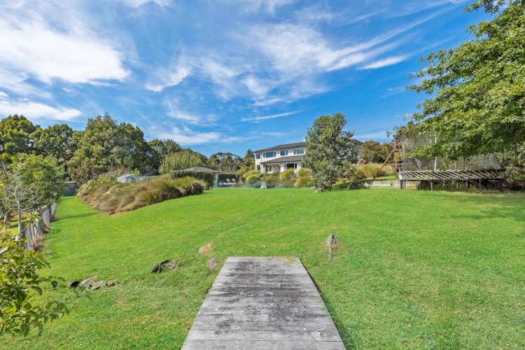 574 Ormiston Road Flat Bush_16