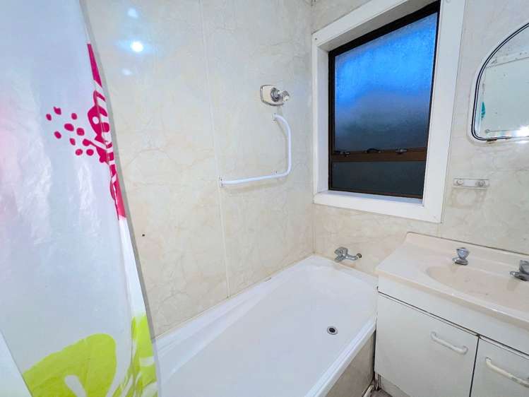 6 Lyall Place Bryndwr_6