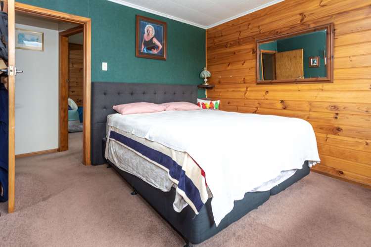 10 Valder Place Waiomu_11