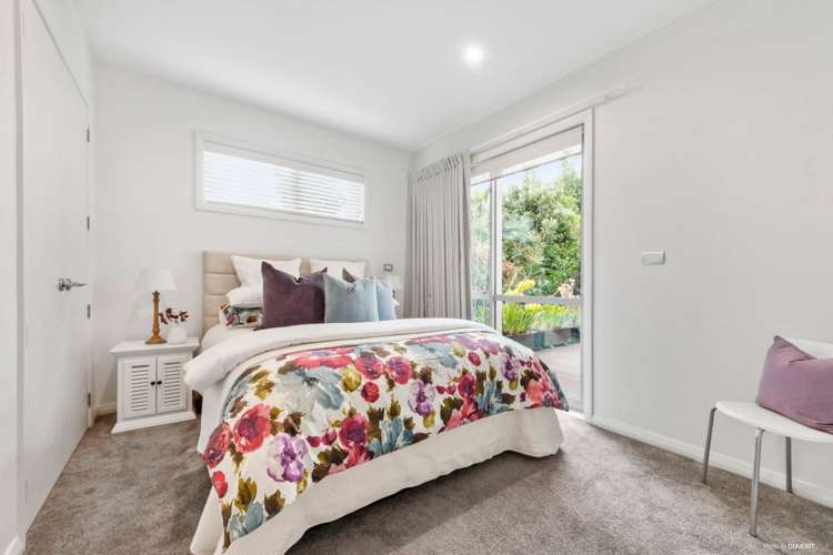 54 Jandell Crescent Bucklands Beach_16