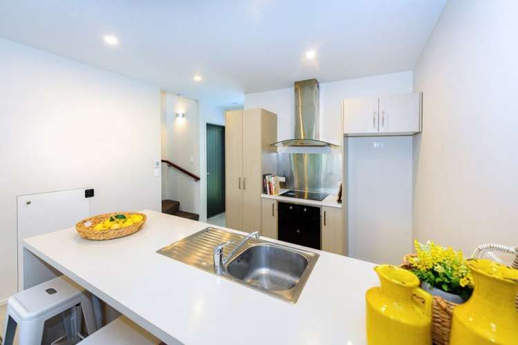 2/89 Poulson Street Addington_11