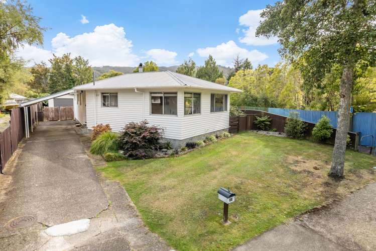 25 Molloys Road Te Marua_25