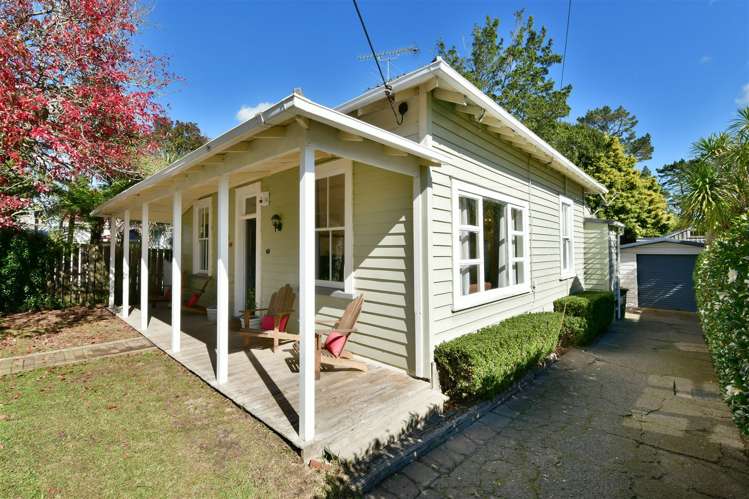 25 Kowhai Street Helensville_39