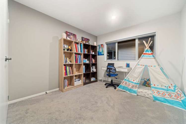 20 Paripari Street Flat Bush_18