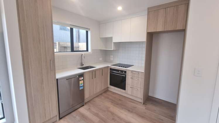 10/25 Childs Avenue 1771_1