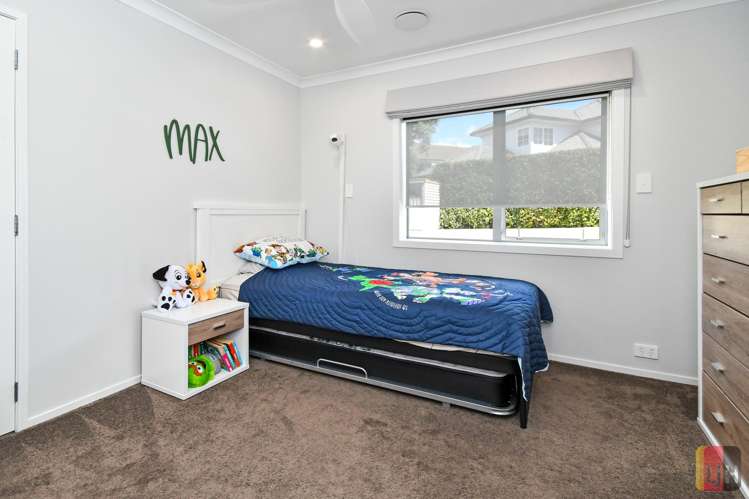 44 Rushgreen Avenue Pahurehure_12