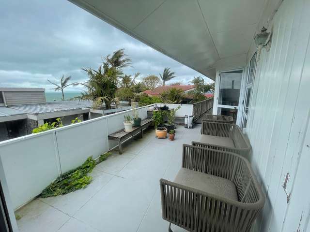4BR Home in Bucklands Beach