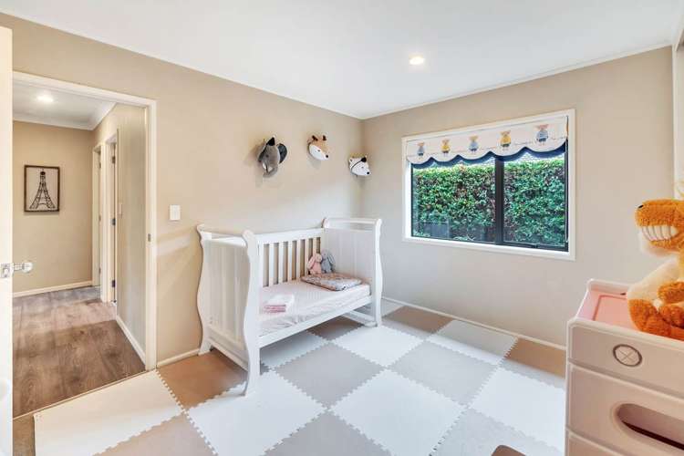 2/72 Swanson Road Henderson_11