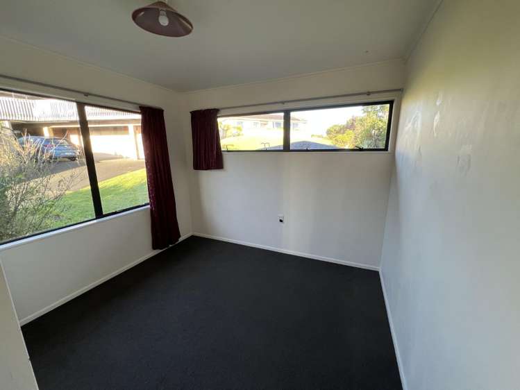 10 Duncansby Road Stanmore Bay_11