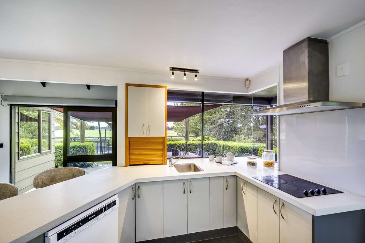 1394 Railway Road_3