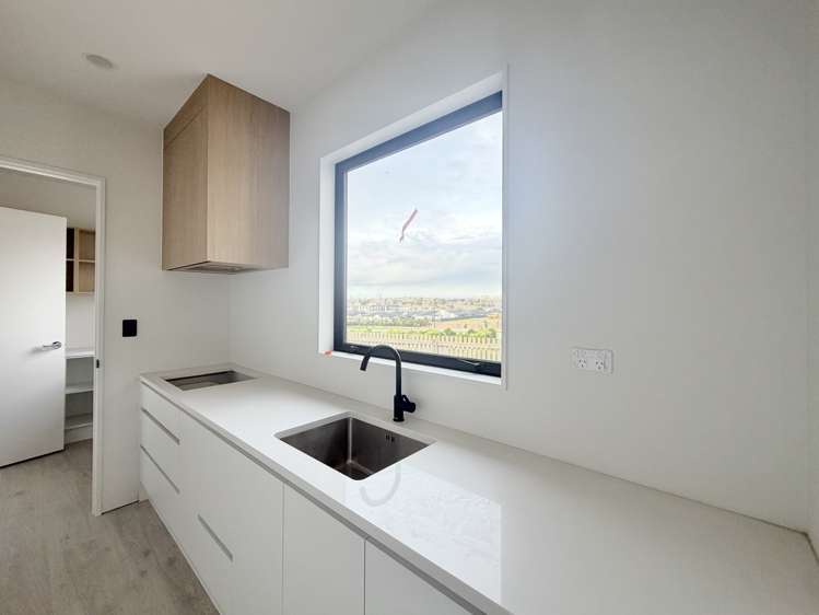 55 Parkland Loop Wainui_9