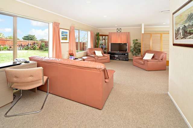 5 Tullis Place Pakuranga Heights_1