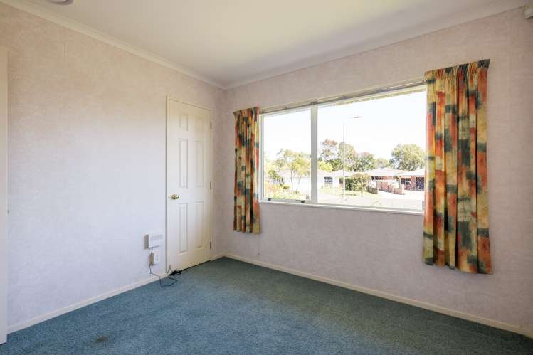 29 Reynolds Drive Glenview_17