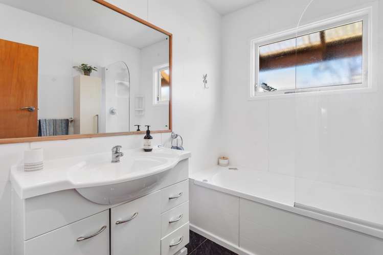 118 Dunns Avenue The Pines Beach_19