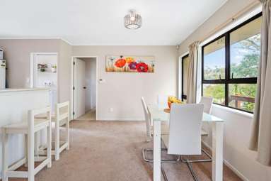 2/109 Athena Drive_3