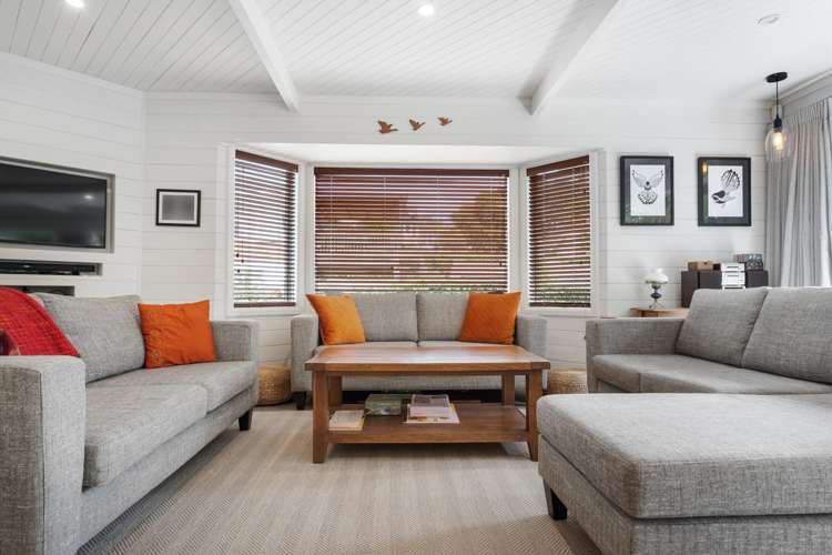 2 Taylor Road Mangere Bridge_8