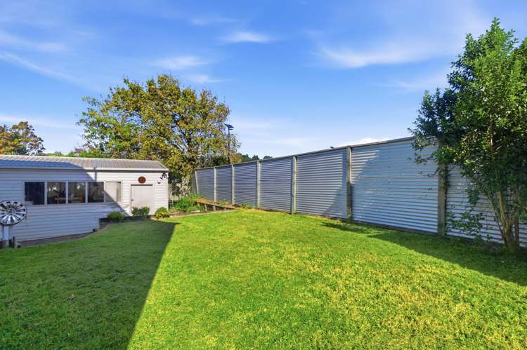 125 Awaroa Road Helensville_24