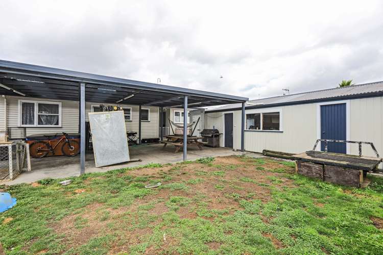 44 Dover Road Flaxmere_7