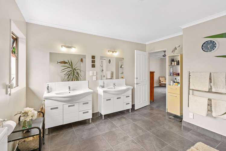 64 Lea Grove Levin_15