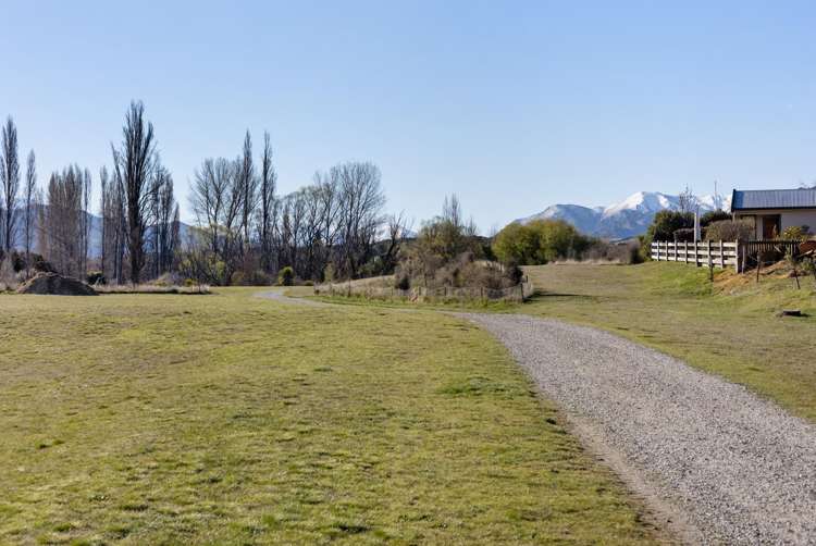 16 Lagoon Avenue Albert Town_23