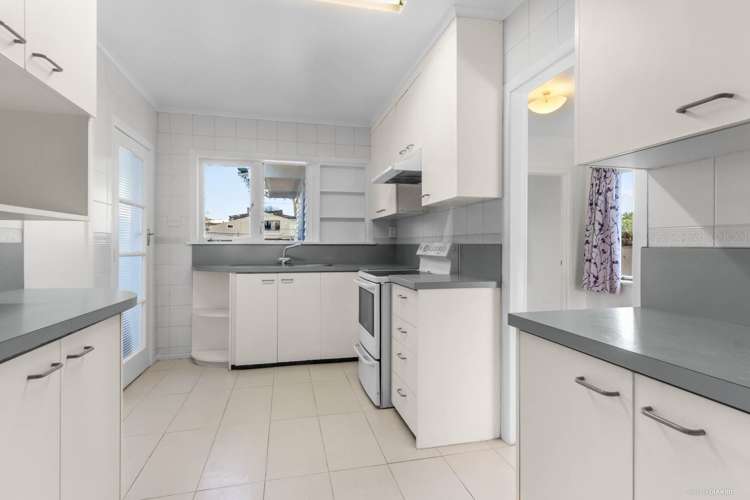 25 Peachgrove Road Te Atatu Peninsula_7