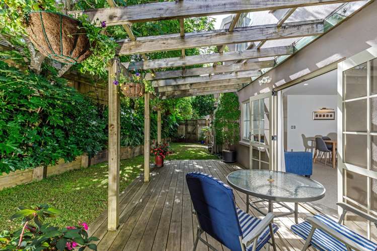 3/24 Wernham Place Northcote_17