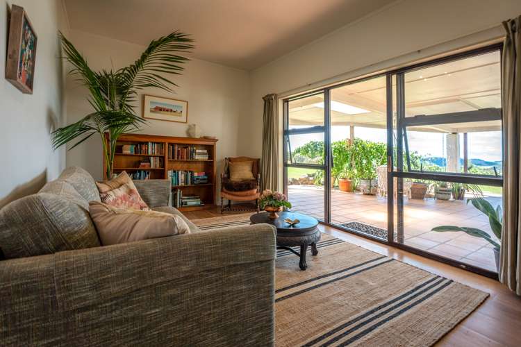 402 Orapiu Road Waiheke Island_22