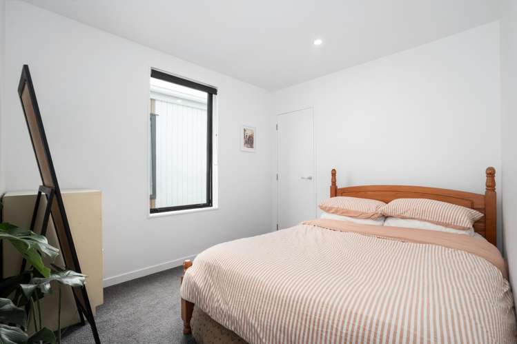 175C Sutherland Road Lyall Bay_12