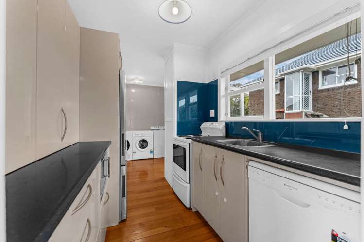 7 Limmer Place Browns Bay_25