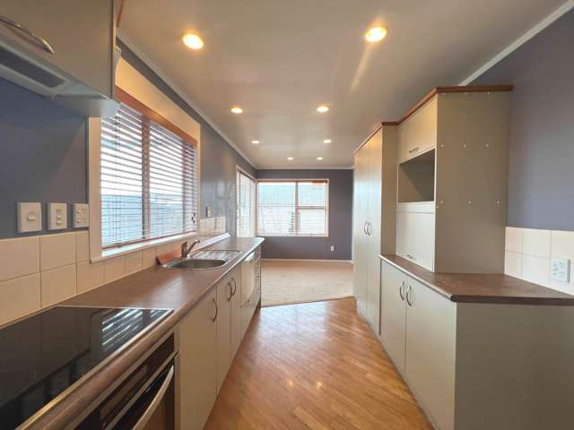 27 Blockhouse Bay Road Avondale_4