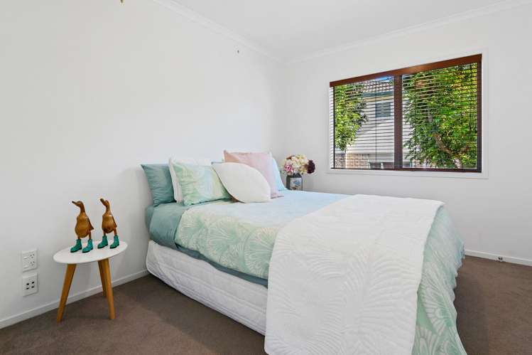 41 Kristin Lane Albany_23