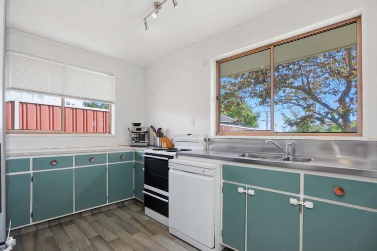 44 Matua Road Matua_12