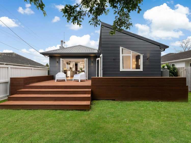 22 Taikata Road Te Atatu Peninsula_28