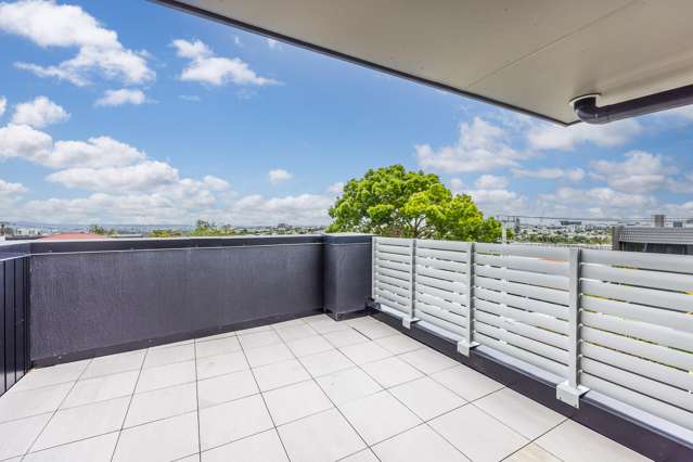 1m/12 Charles Street Mount Eden_1