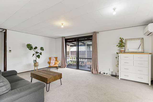 2/88b Kelvin Road Papakura_4