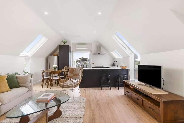 7/38 Kitchener Road_2