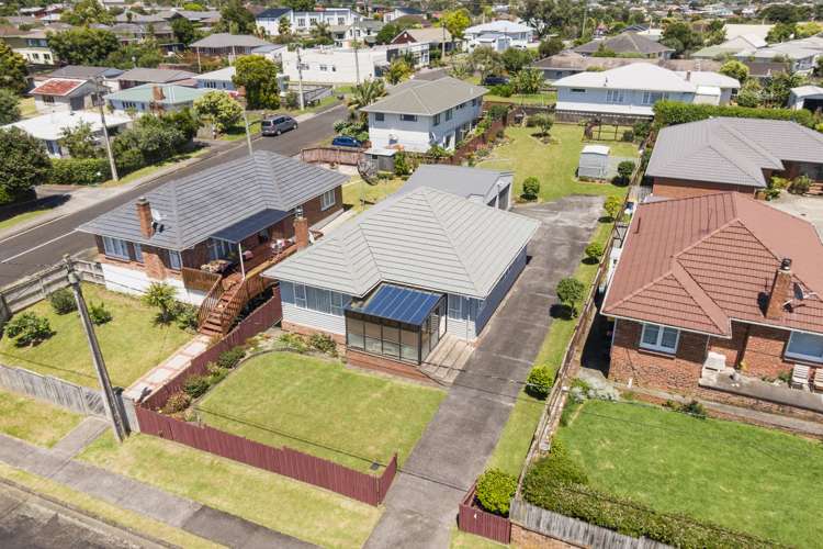 15 Tiki Street New Lynn_24