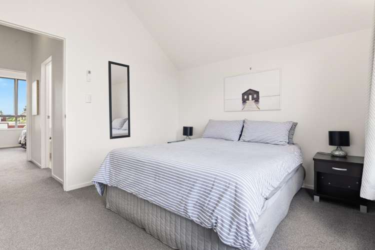 13/1420 Hamurana Road Mourea_13