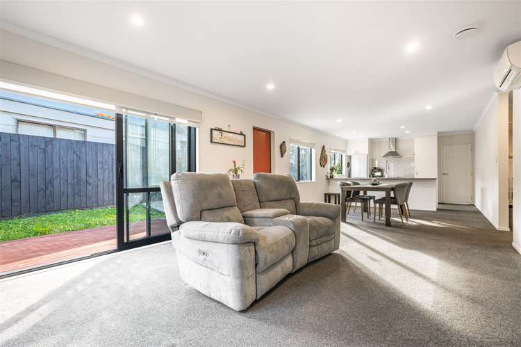 33a Gill Avenue Te Atatu Peninsula_5