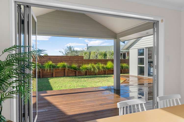 33 Karoro Road One Tree Point_16