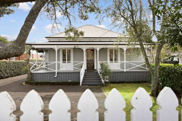Ellerslie Family Home + Sleepout