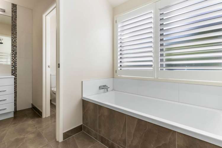 13 Hill Top Road East Pukekohe_30