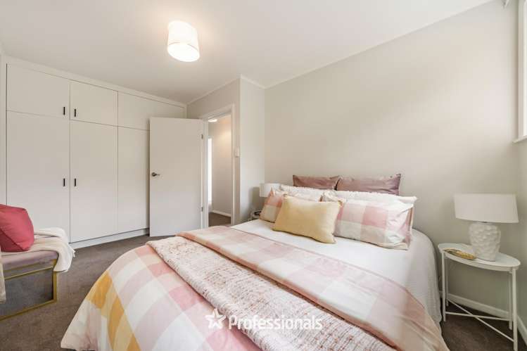 11 Hill Grove Naenae_10