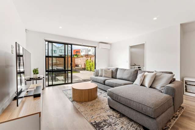 10 Orca Drive Stanmore Bay_3