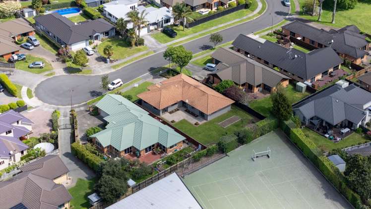 17 Burgundy Court Rototuna_39